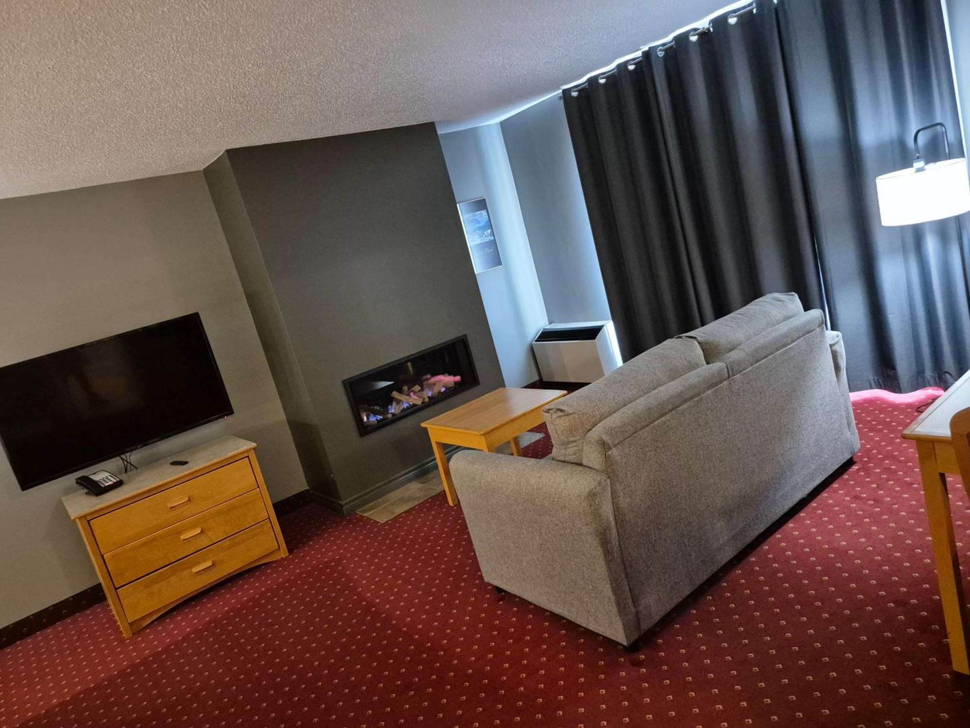 Hotel Baie Saint Paul Bagian luar foto